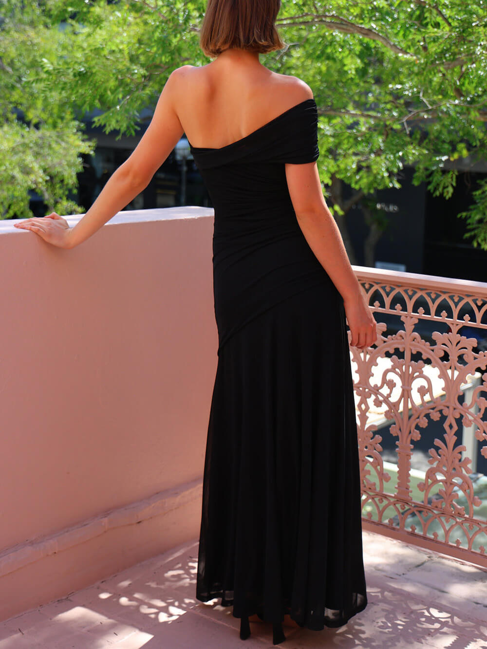 Off-shoulder maxi-jurk van mesh Elegance Effortless