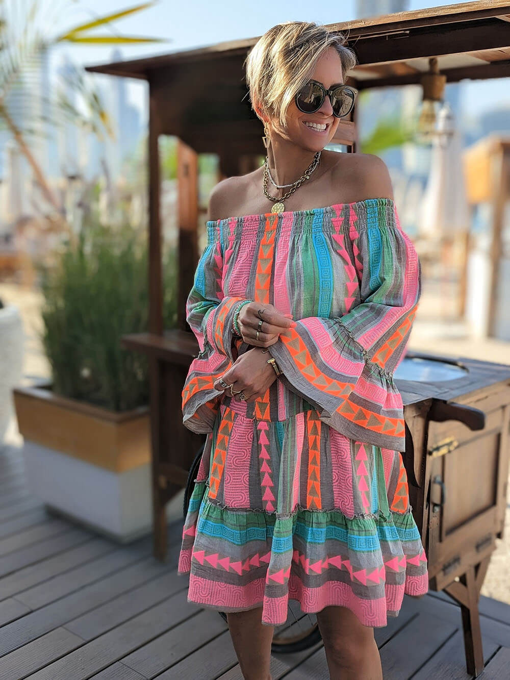 Korte linnen off-shoulder jurk met print Ethnic