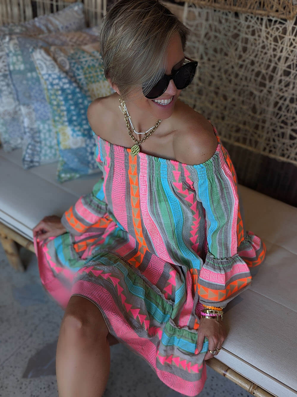 Korte linnen off-shoulder jurk met print Ethnic