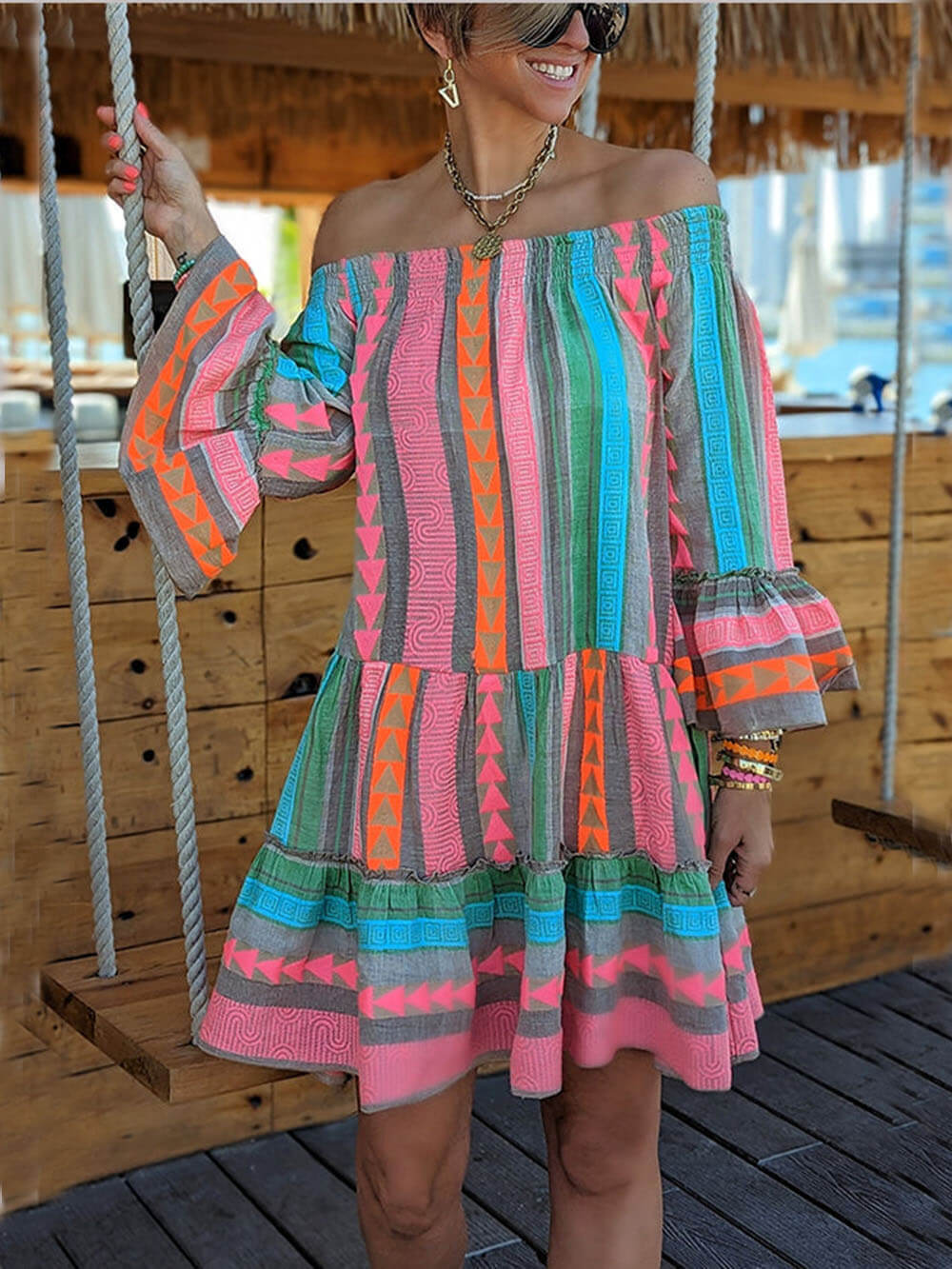 Korte linnen off-shoulder jurk met print Ethnic