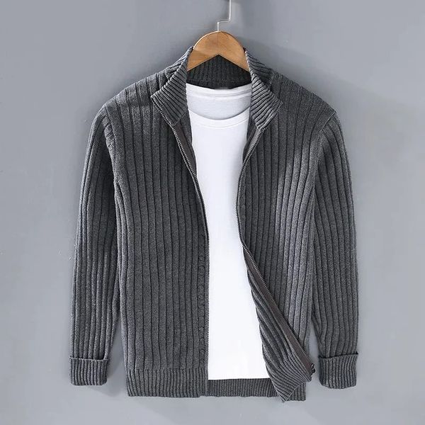 Ribgebreid vest Ravello