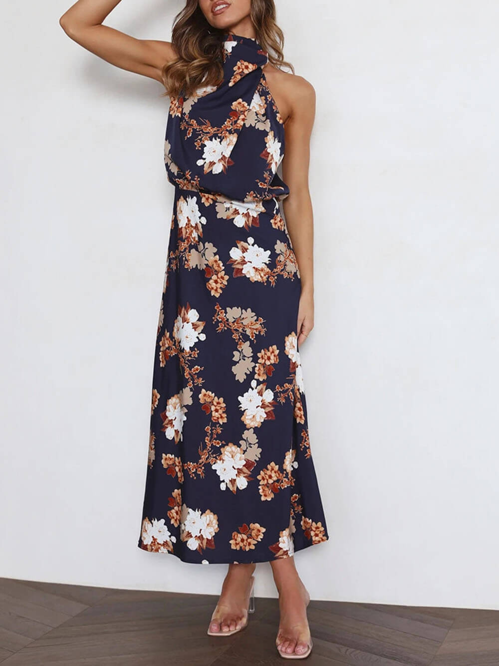 Maxi-jurk met bloemenprint en halterhals