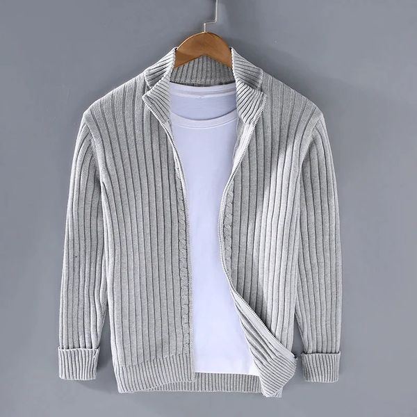 Ribgebreid vest Ravello