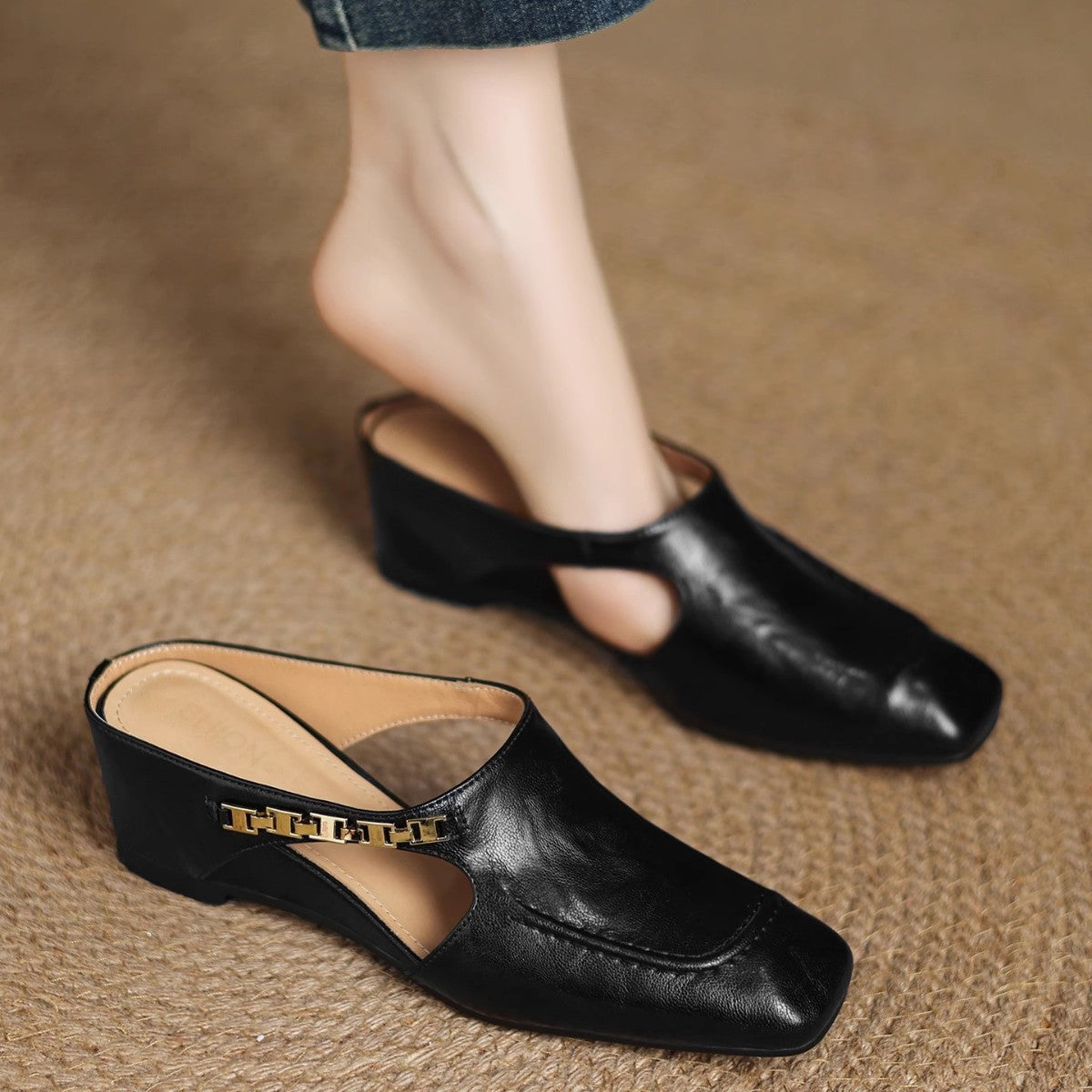 Leren mules Hattie