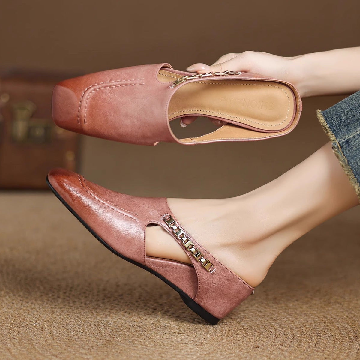 Leren mules Hattie