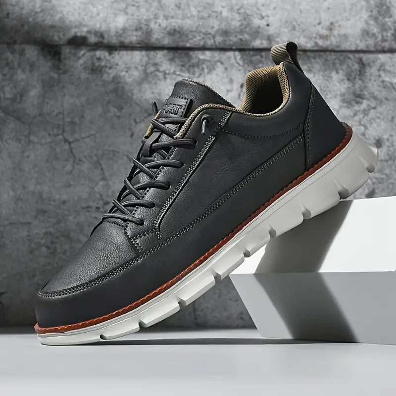 Leren sneakers Leo Crafted