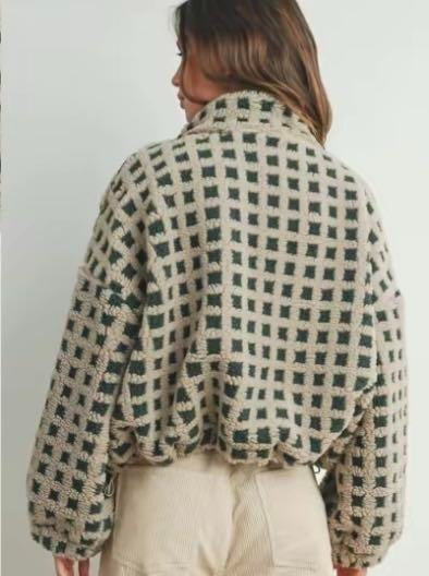 Jas Vivienne Check